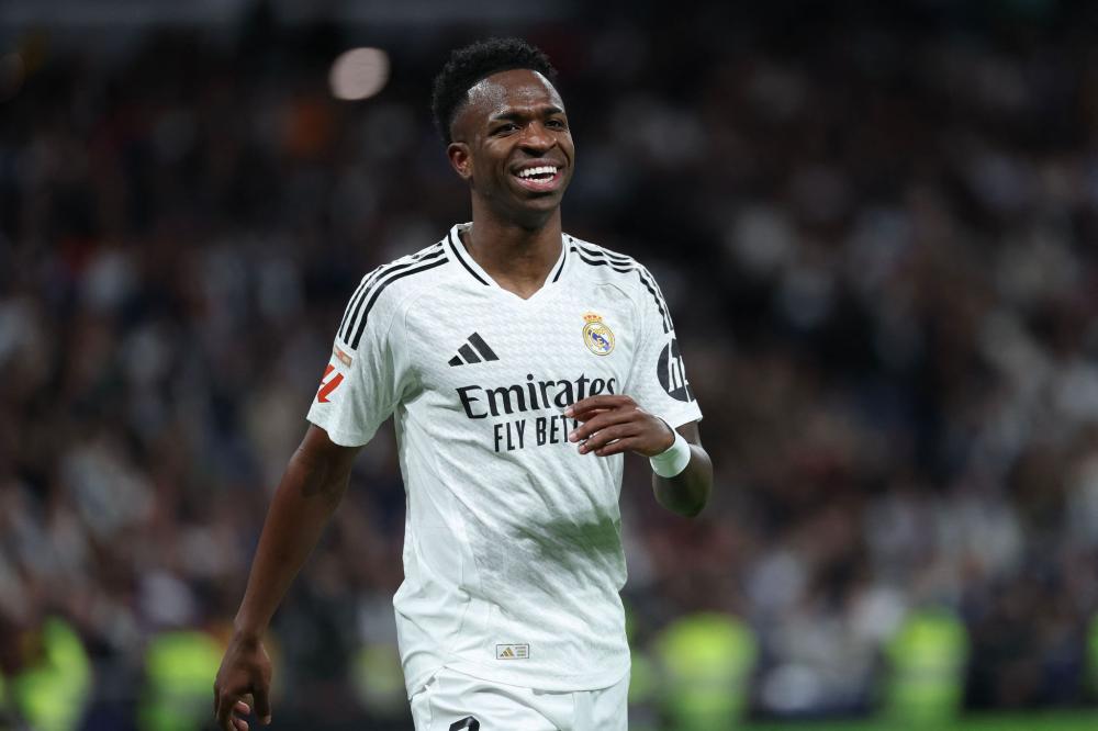 布克貢獻34分8助攻 杜蘭特復出得到30分8籃板 克拉克森拿下23分 太陽戰勝爵士止步三連敗.